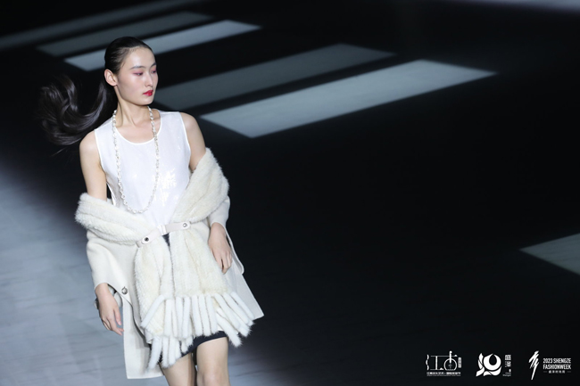 rŮb` 2023ʢɕrܕrŮb}l